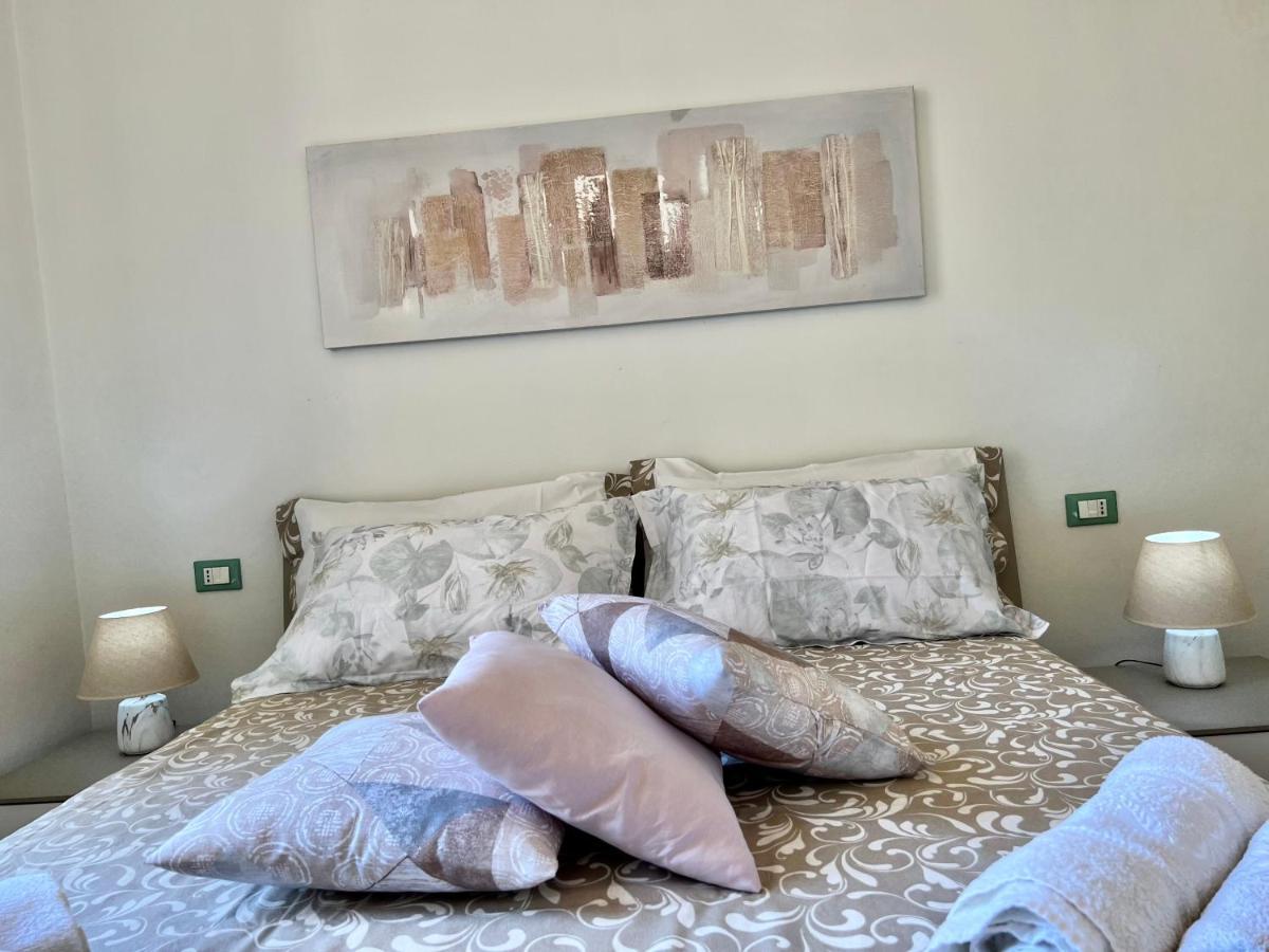 Divina Luxury Apartment With Jacuzzi Near The Lake Como Kültér fotó